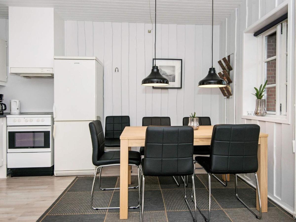4 Person Holiday Home In R M Реме-Кіркебю Екстер'єр фото